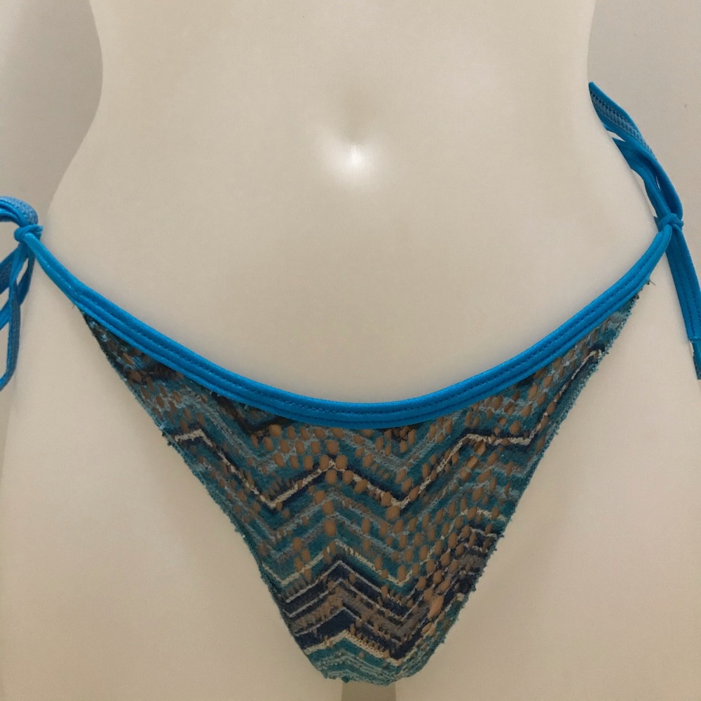 Bikini set - Picture 5 of 6
